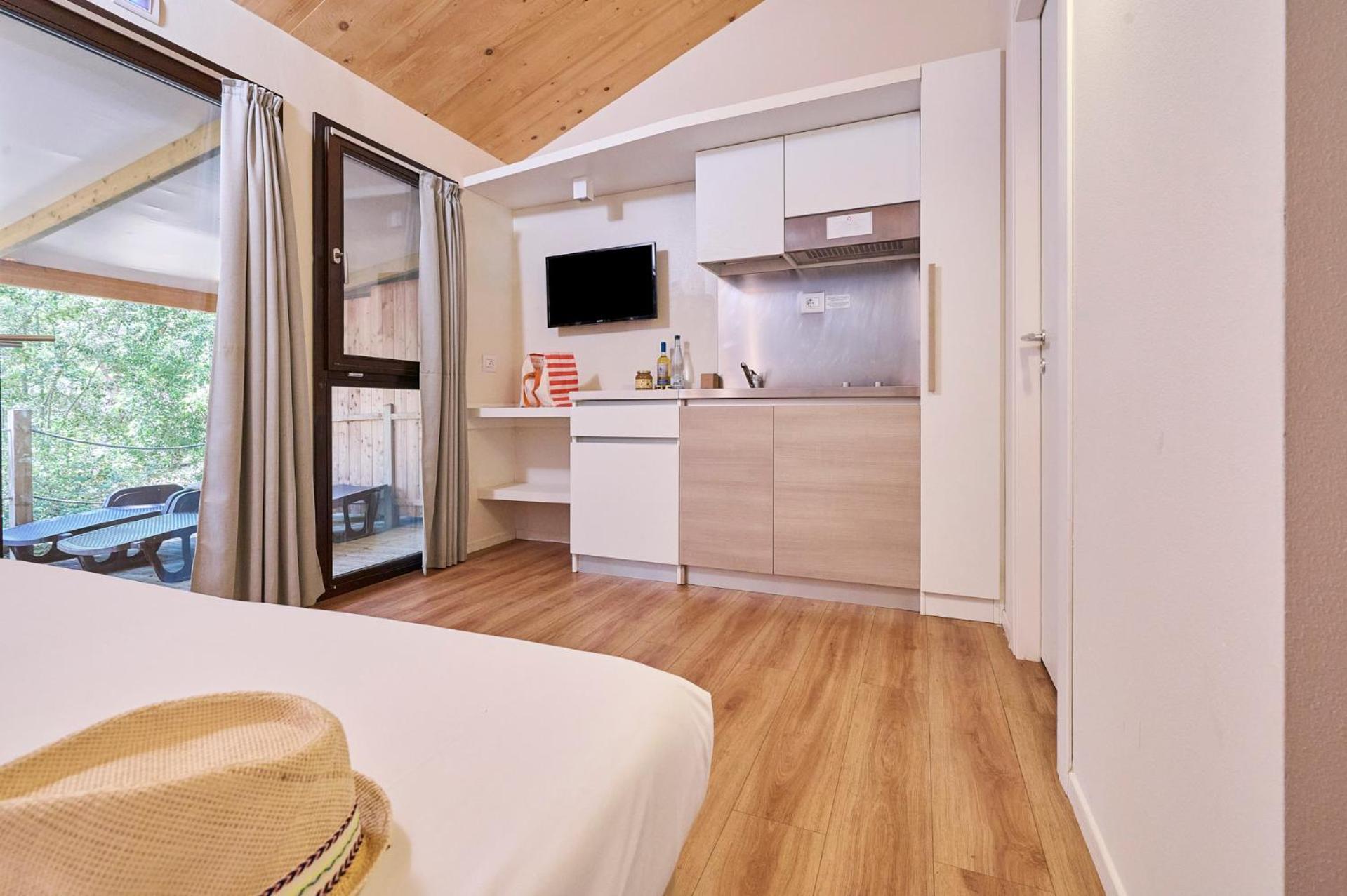 Paradu Ecovillage & Resort 马里纳-迪卡斯塔涅托 外观 照片